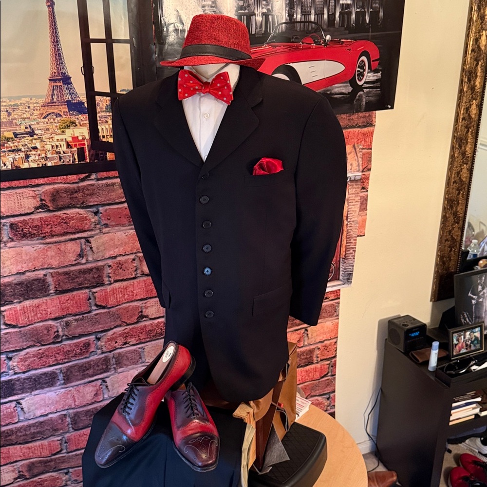 Customique Black Tailored Jacket - Picture 14 of 17